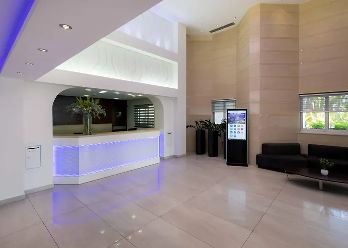 Tasia Maris - Adults Only